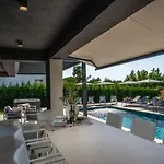 Villa Sunset View